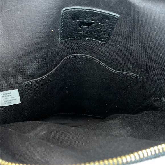 Will Leathergoods Commuter Sling Pack - Picture 12 of 16